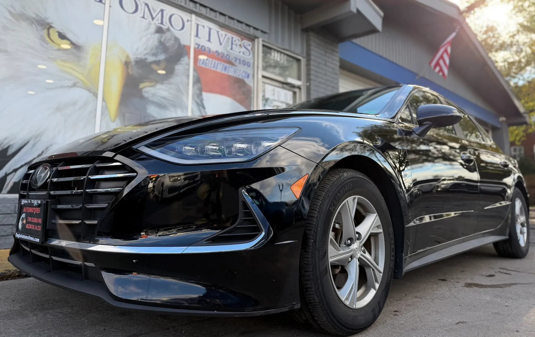 Used 2023 Hyundai Sonata SE w/ Preferred Accessory Package FWD image 4