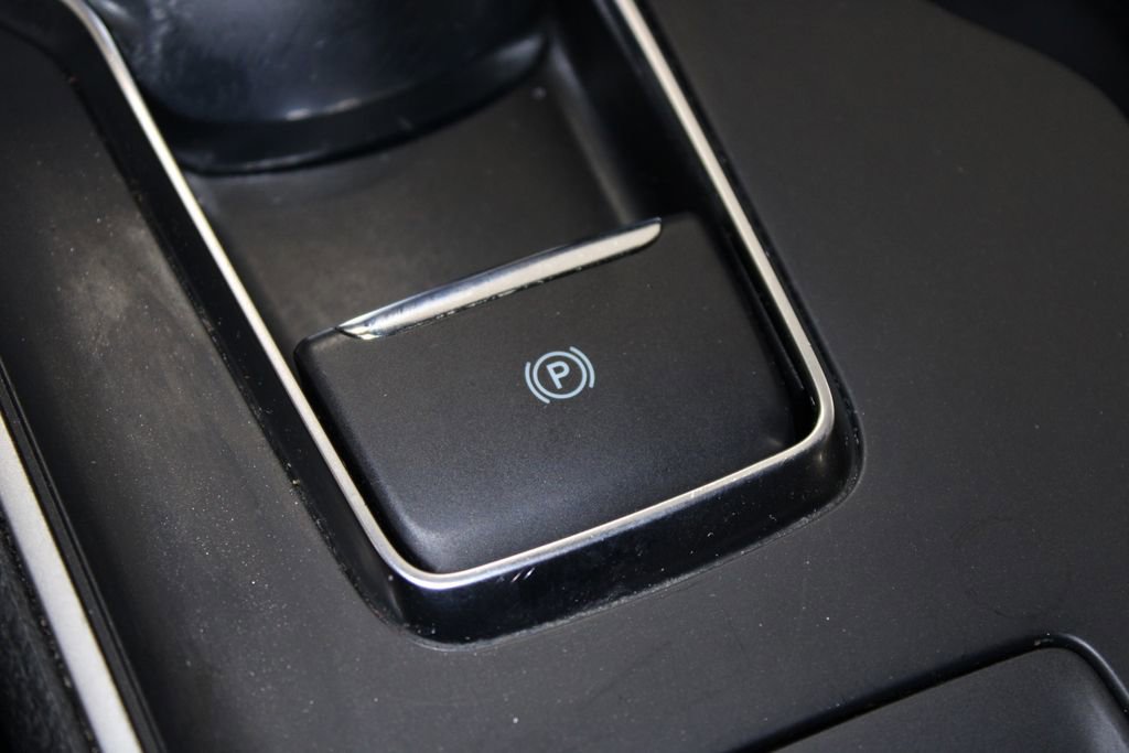 Used 2022 Ford Edge SE w/ Black Appearance Package image 47