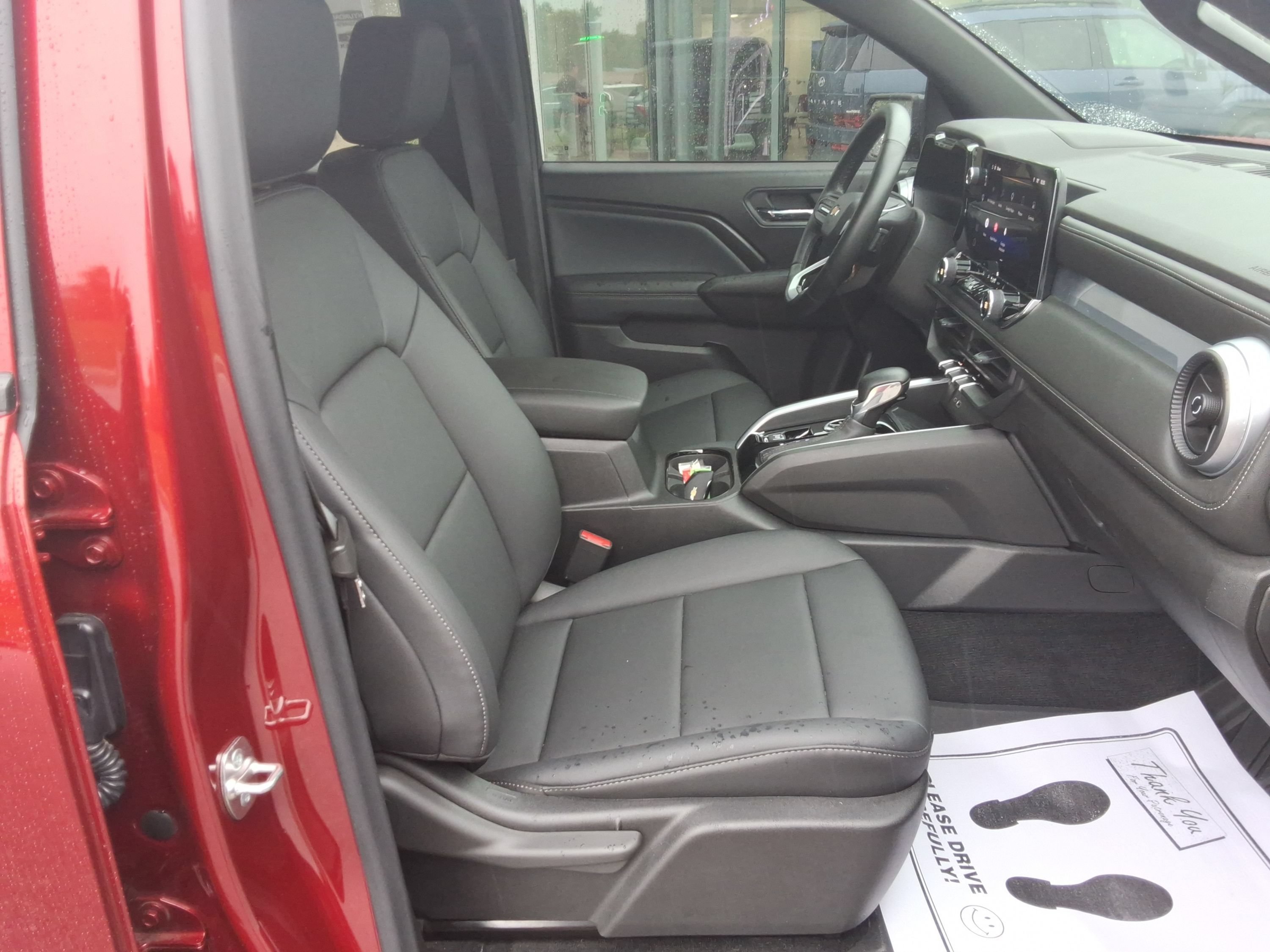 Used 2025 Chevrolet Colorado LT w/ LT Convenience Package AWD/4WD image 32