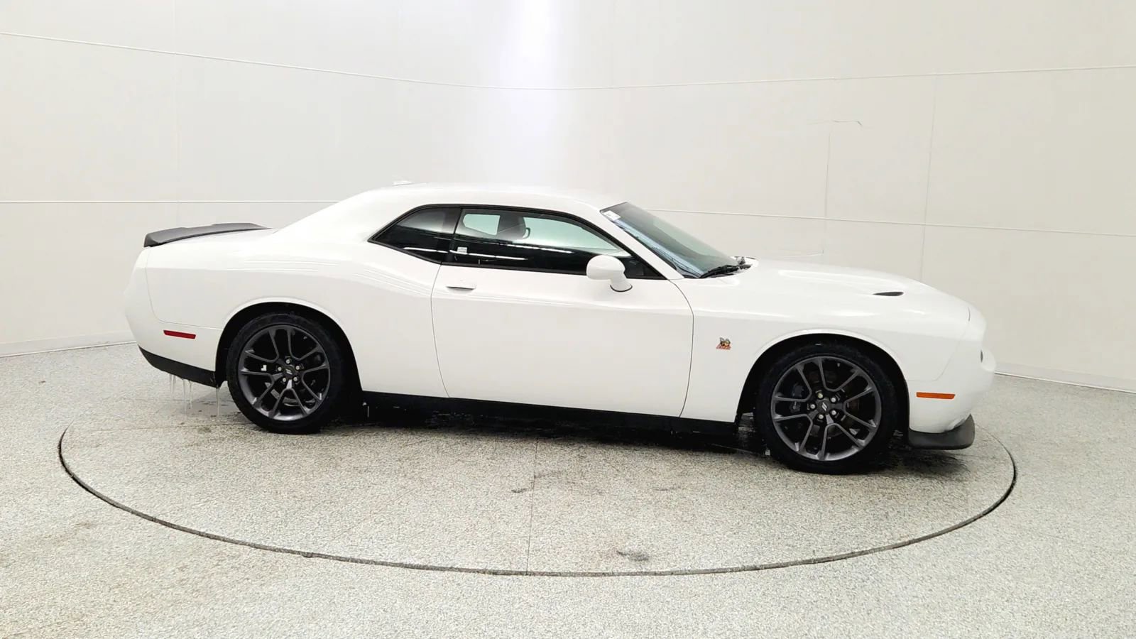 Used 2023 Dodge Challenger R/T Scat Pack w/ Plus Package image 8