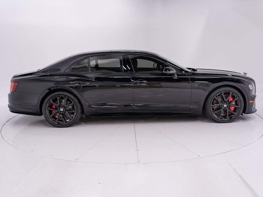 Used 2025 Bentley Flying Spur Plug-In Hybrid AWD/4WD image 6