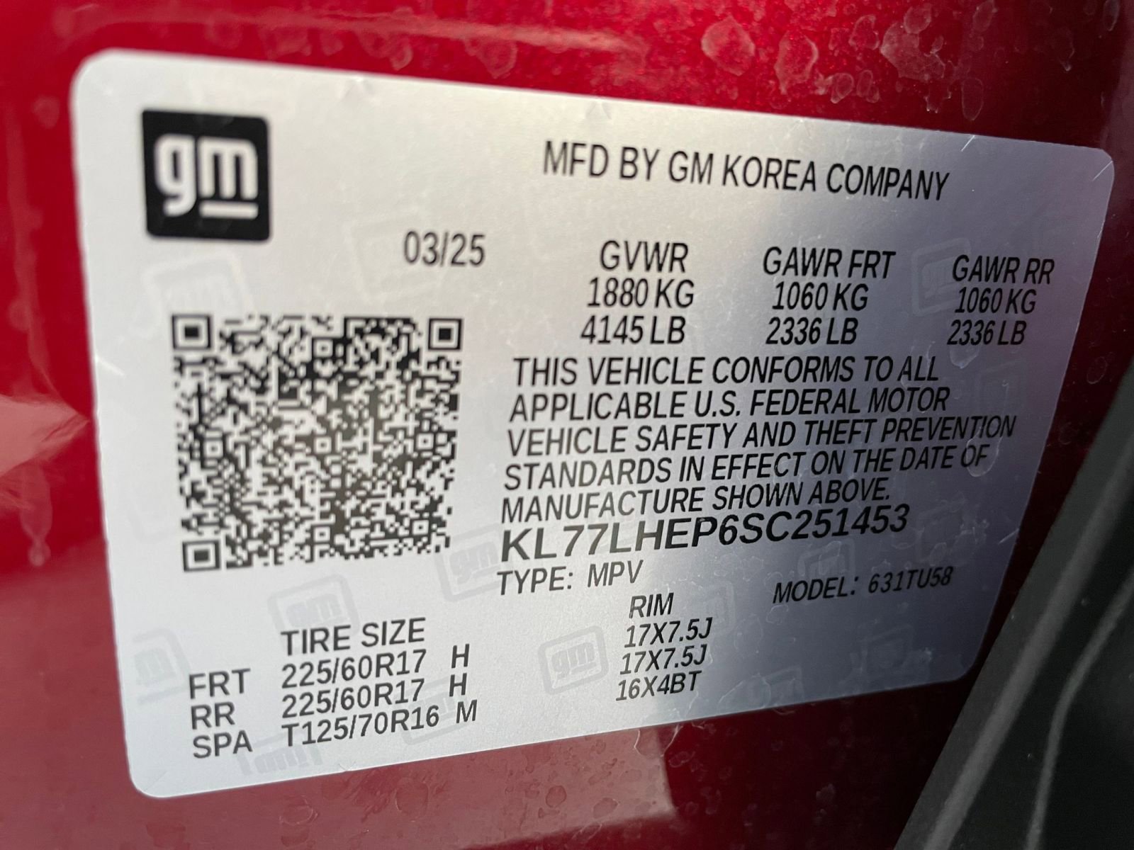 Used 2025 Chevrolet Trax LT w/ LT Convenience Package image 29