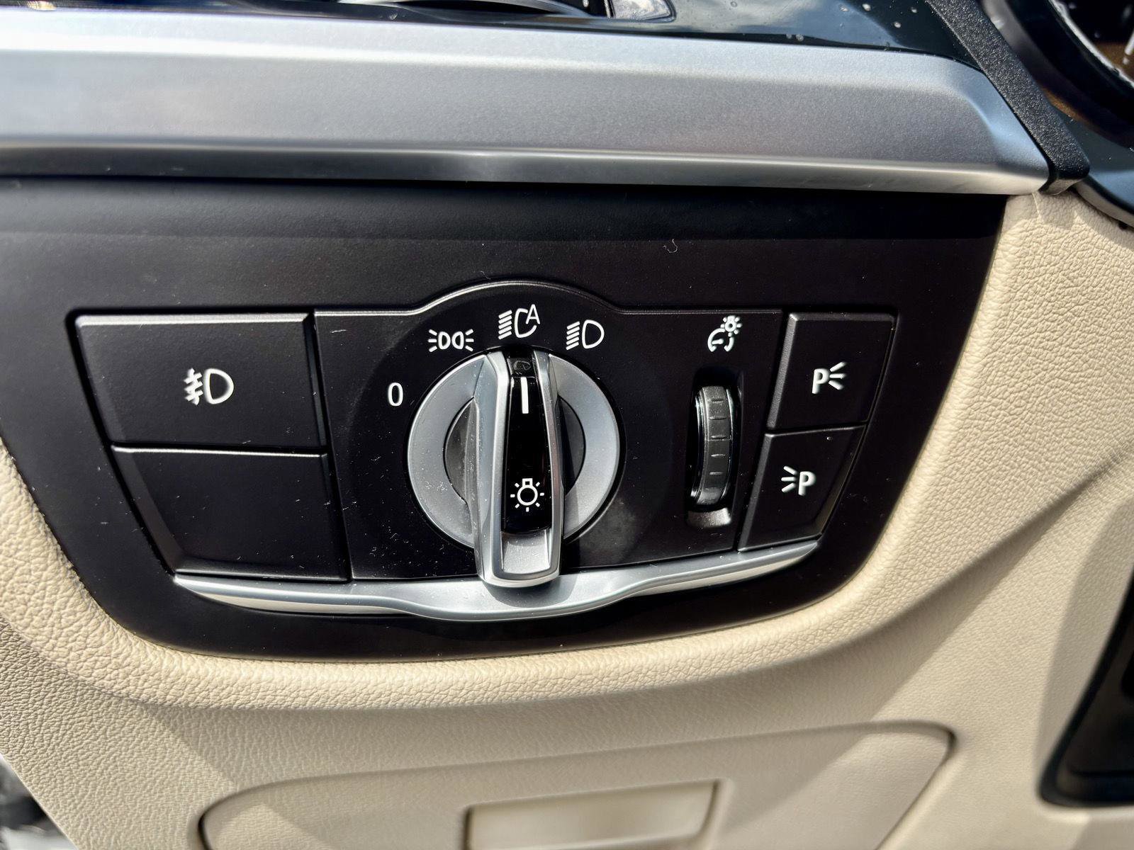 Used 2019 BMW X3 xDrive30i image 17