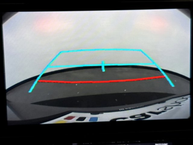 Used 2023 Toyota Sienna XLE image 15