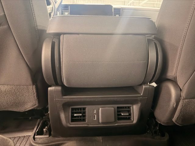 Used 2022 Chevrolet Silverado 1500 RST AWD/4WD image 23