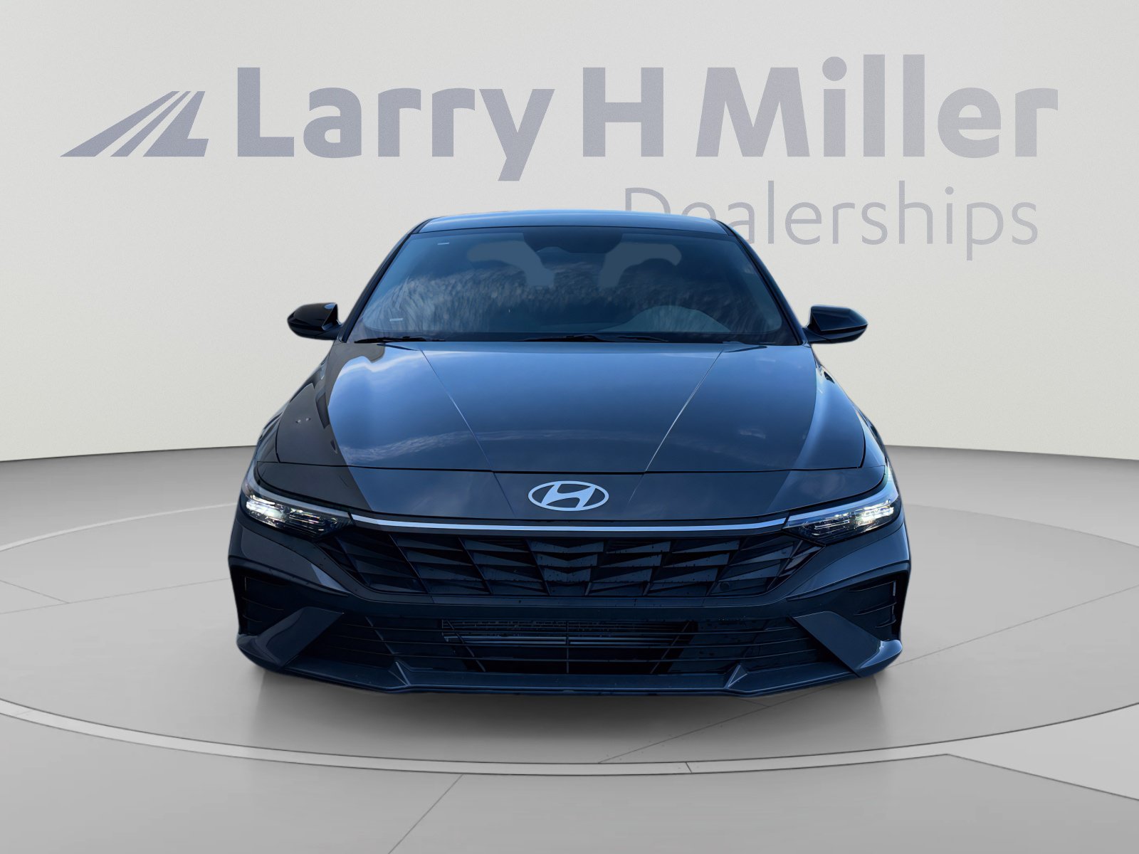Certified 2025 Hyundai Elantra Sport FWD image 8