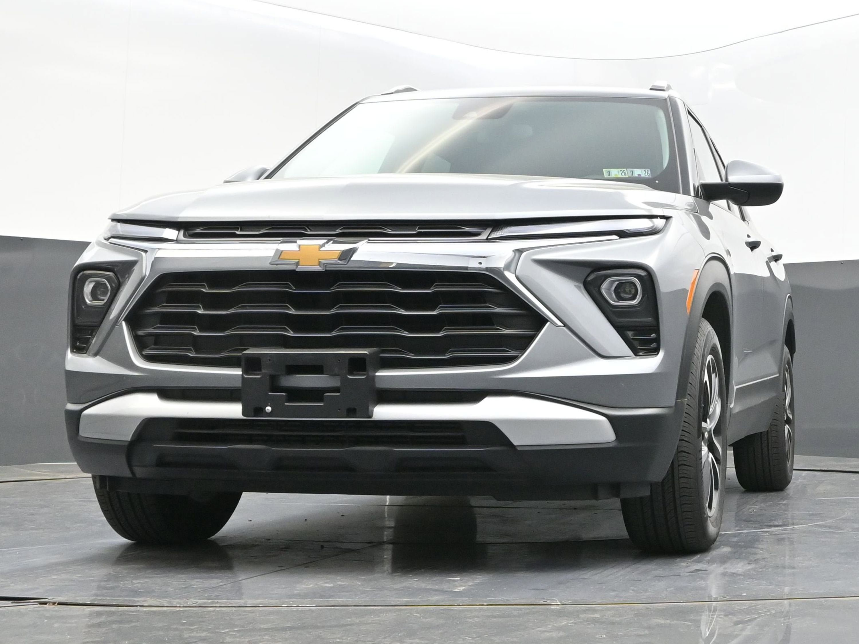 Used 2026 Chevrolet TrailBlazer LT w/ Driver Confidence Package FWD image 37