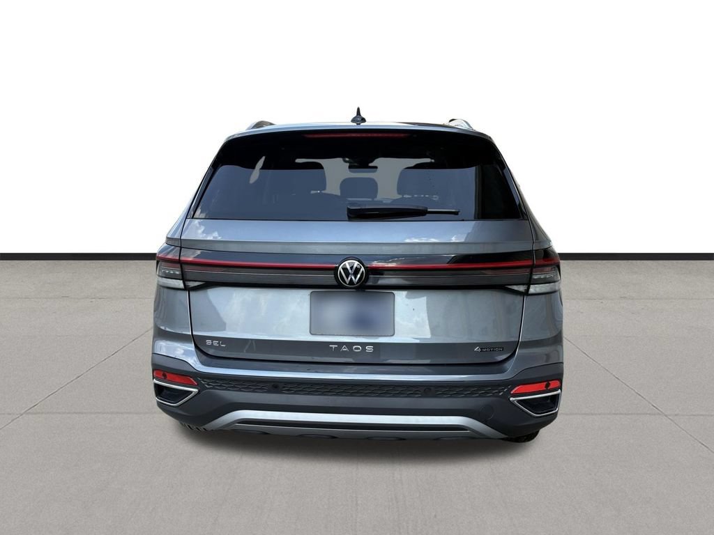 Used 2025 Volkswagen Taos SEL AWD/4WD image 6