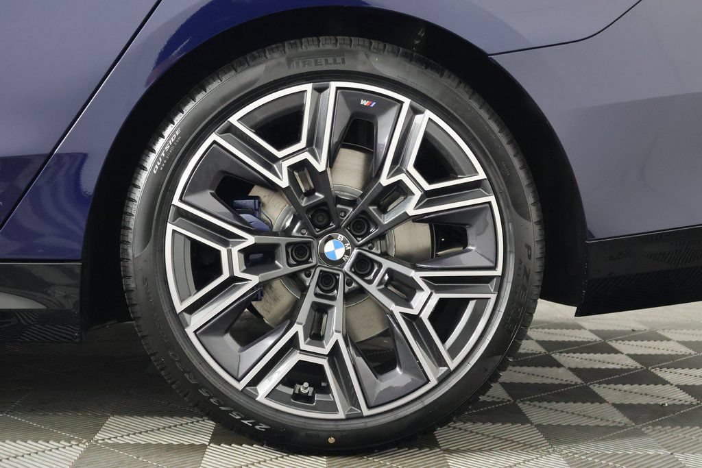 New 2027 BMW 540i xDrive w/ Executive Package AWD/4WD image 10