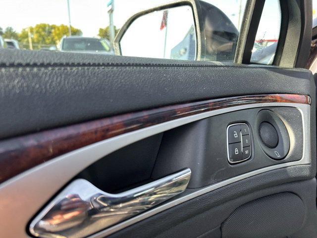 Used 2020 Lincoln MKZ Reserve w/ Elements Package FWD image 27