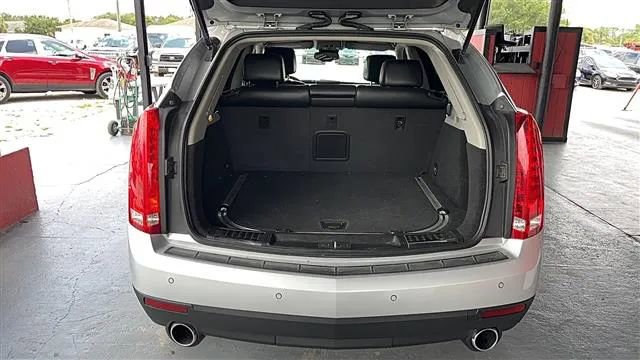 Used 2010 Cadillac SRX Luxury AWD/4WD image 10