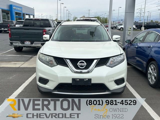 Used 2016 Nissan Rogue SV w/ SV Premium Package AWD/4WD image 2