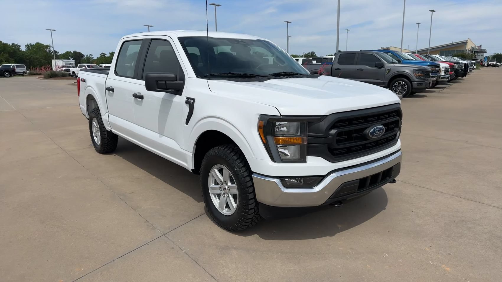 Used 2023 Ford F150 XL w/ XL Chrome Appearance Package AWD/4WD image 3