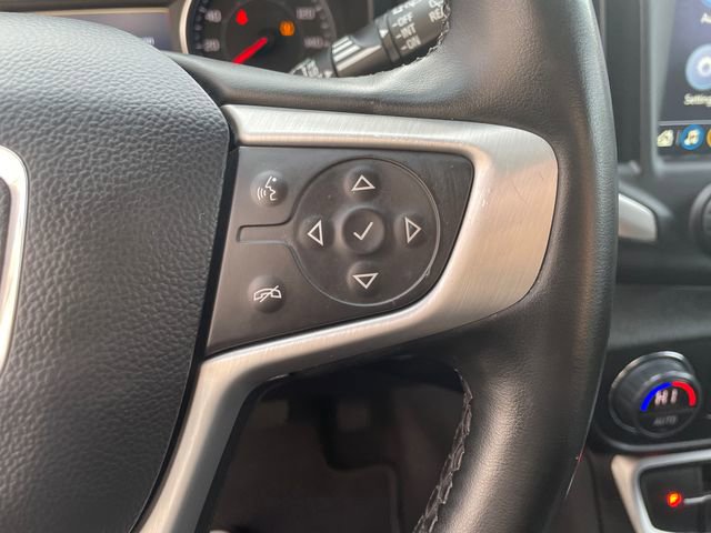 Used 2024 GMC Terrain SLT image 33
