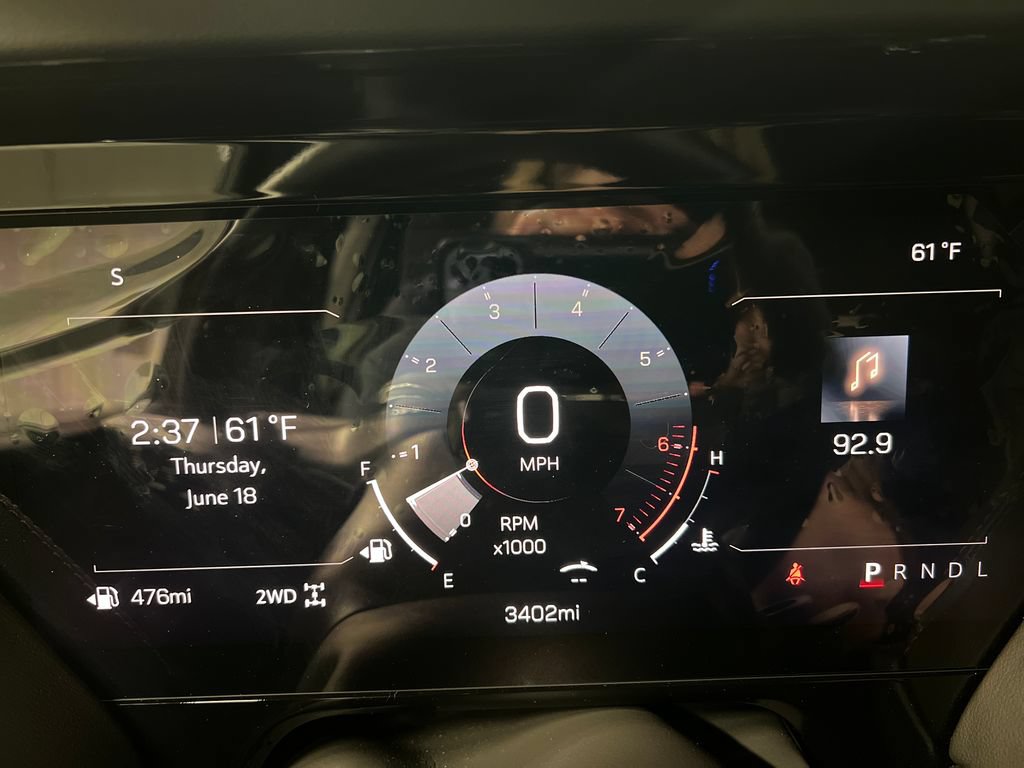 New 2026 GMC Yukon XL Elevation AWD/4WD image 2