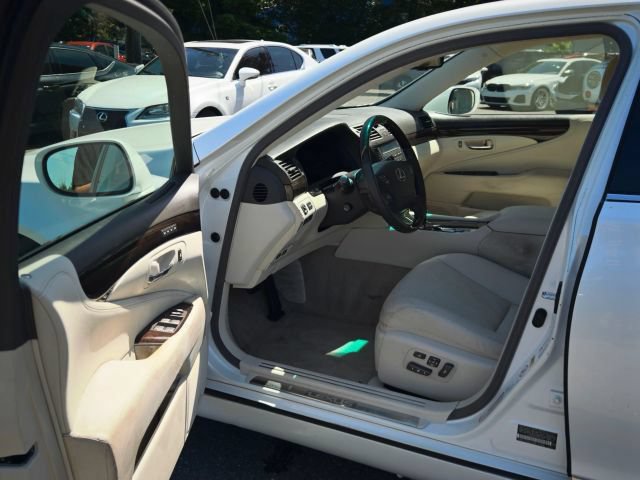 Used 2007 Lexus LS 460 RWD image 11