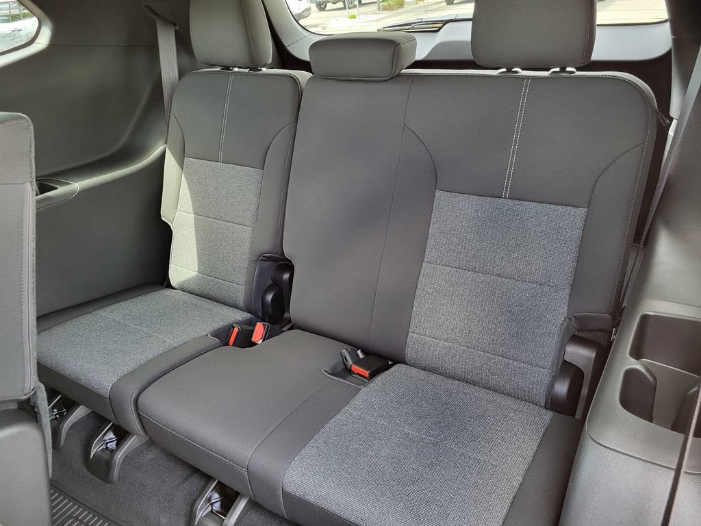 New 2025 GMC Acadia Elevation w/ Black Edition AWD/4WD image 6