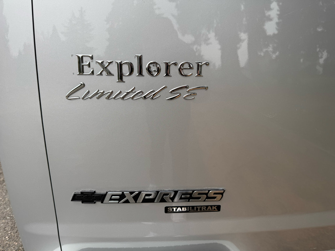 Used 2008 Chevrolet Express 1500 AWD w/ Preferred Equipment Group image 46