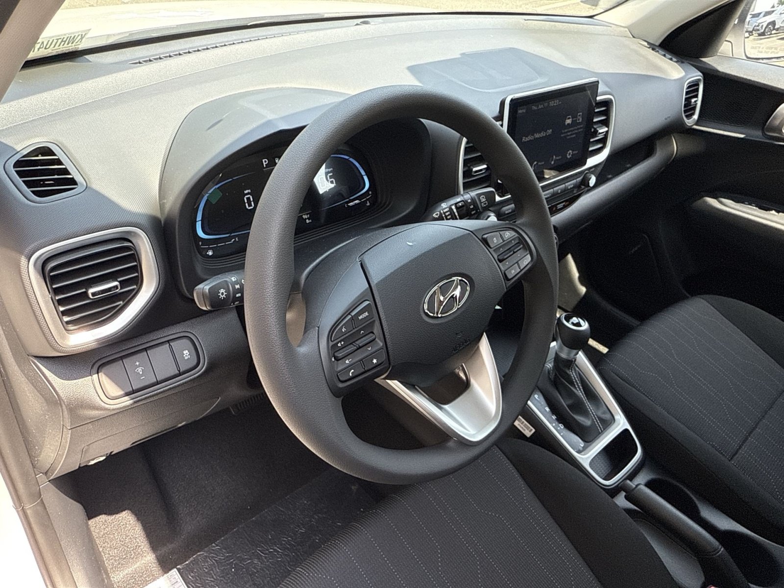 New 2026 Hyundai Venue SE FWD image 16