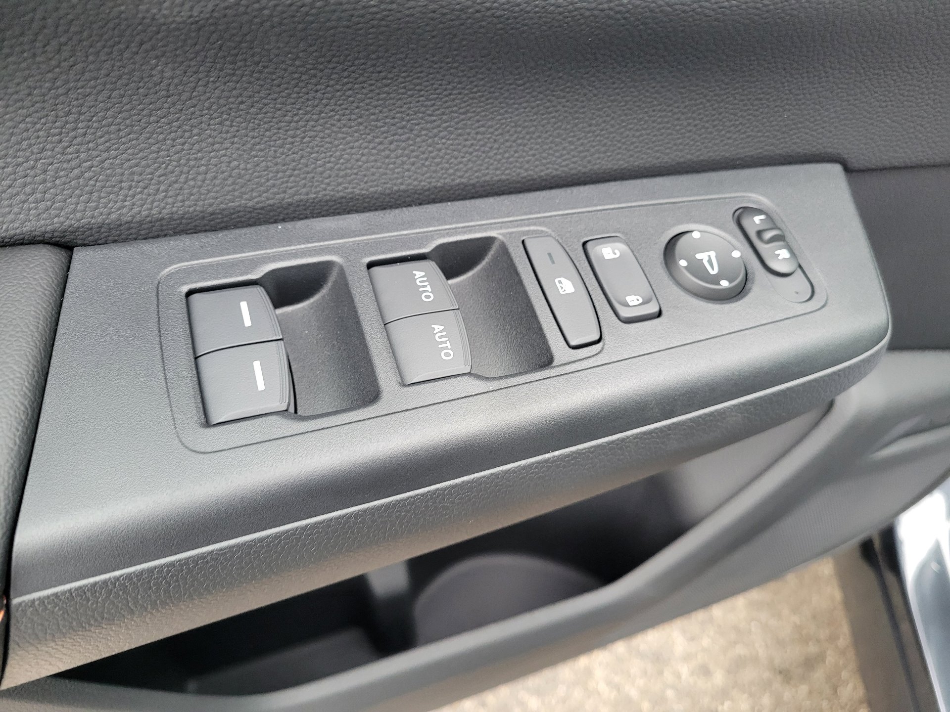 Certified 2026 Honda CR-V Sport image 19