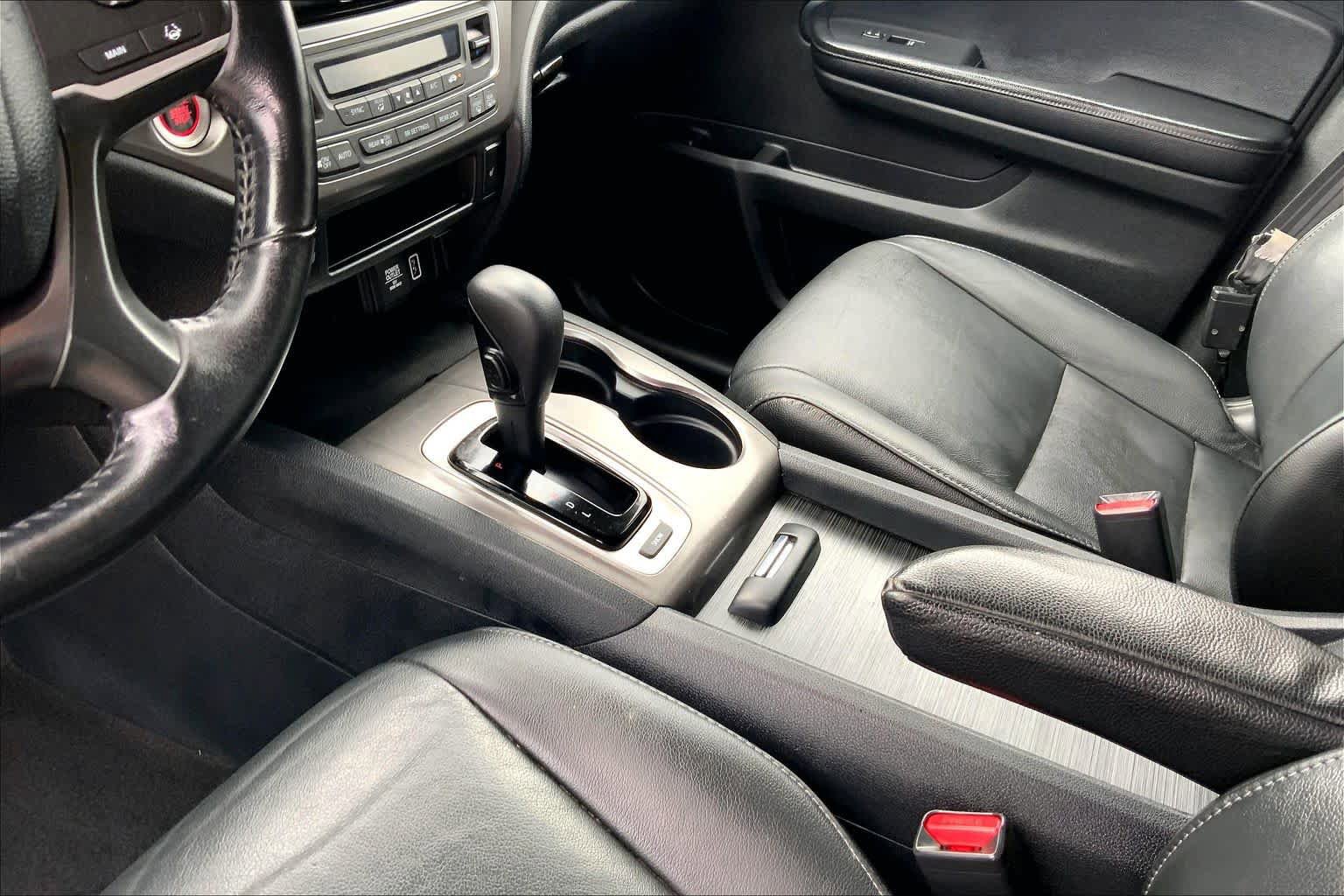 Used 2020 Honda Pilot EX-L image 17