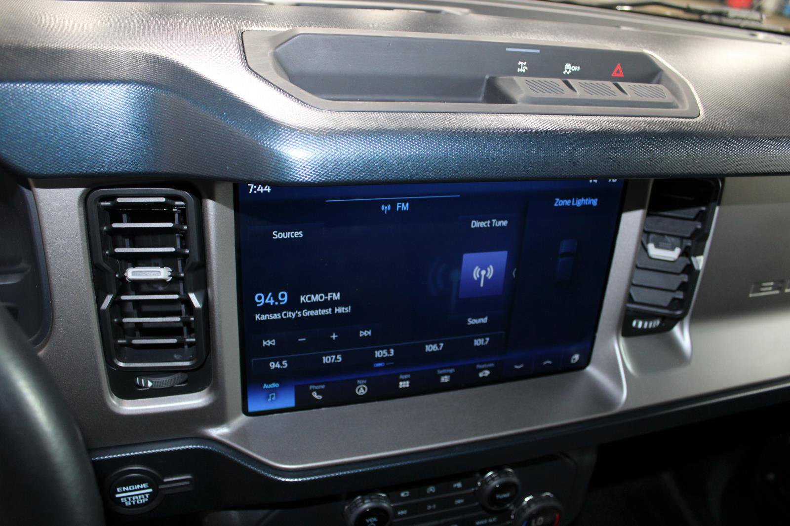 Used 2021 Ford Bronco Outer Banks image 32