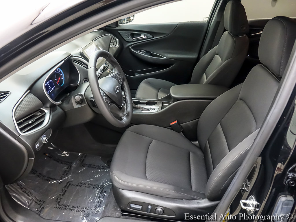 Used 2022 Chevrolet Malibu RS FWD image 9