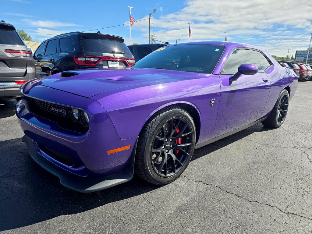 Used 2016 Dodge Challenger SRT Hellcat RWD image 3