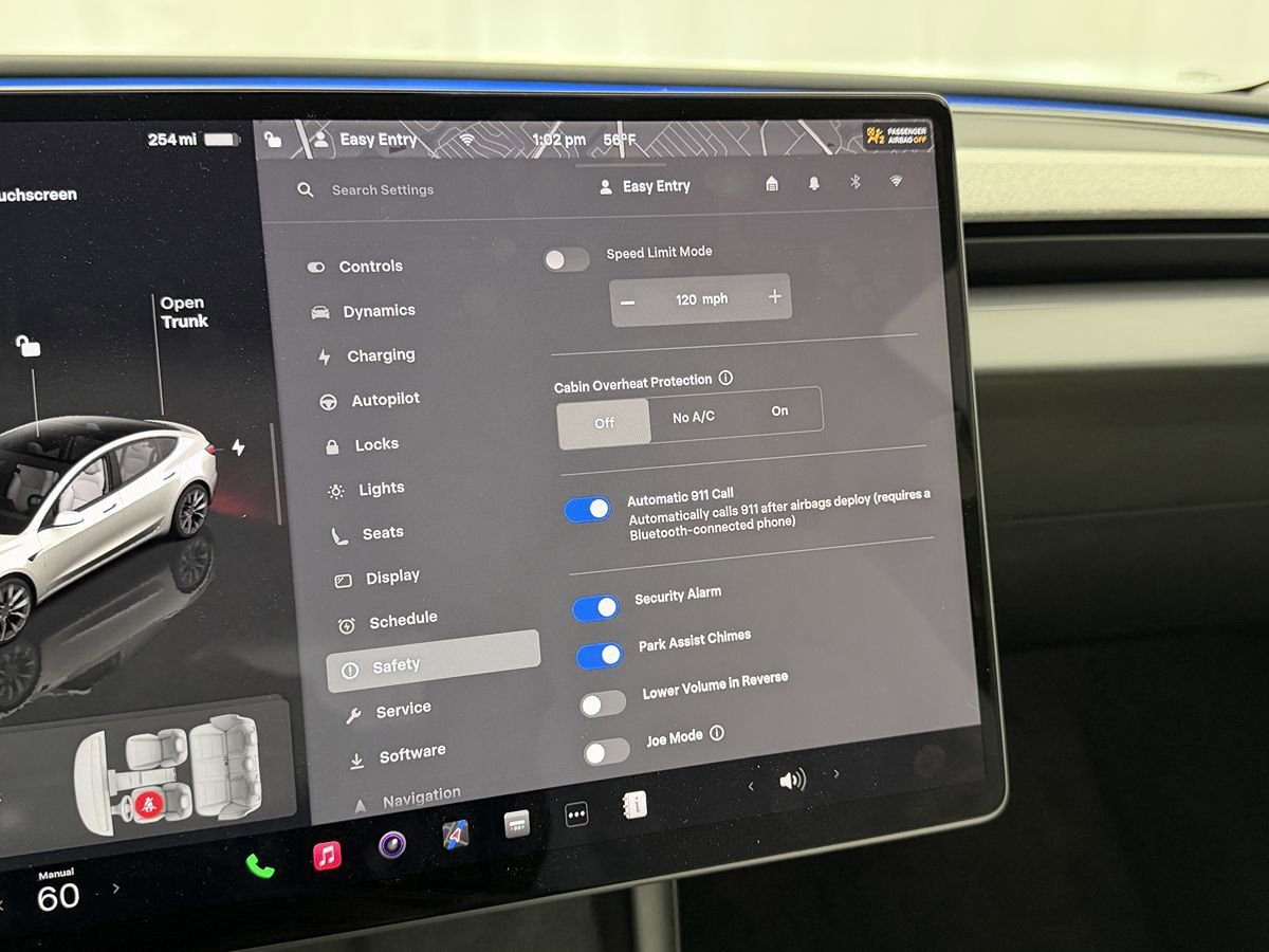 Used 2025 Tesla Model 3 Long Range AWD/4WD image 17