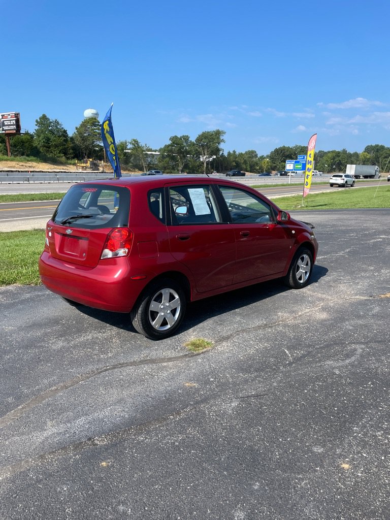 Used 2008 Chevrolet Aveo5 FWD image 5