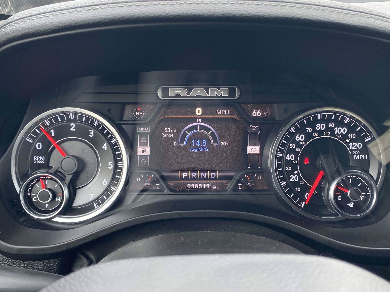 Used 2022 RAM 1500 Laramie AWD/4WD image 37