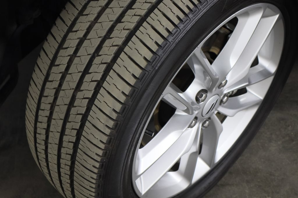 Used 2025 Dodge Durango GT AWD/4WD image 39