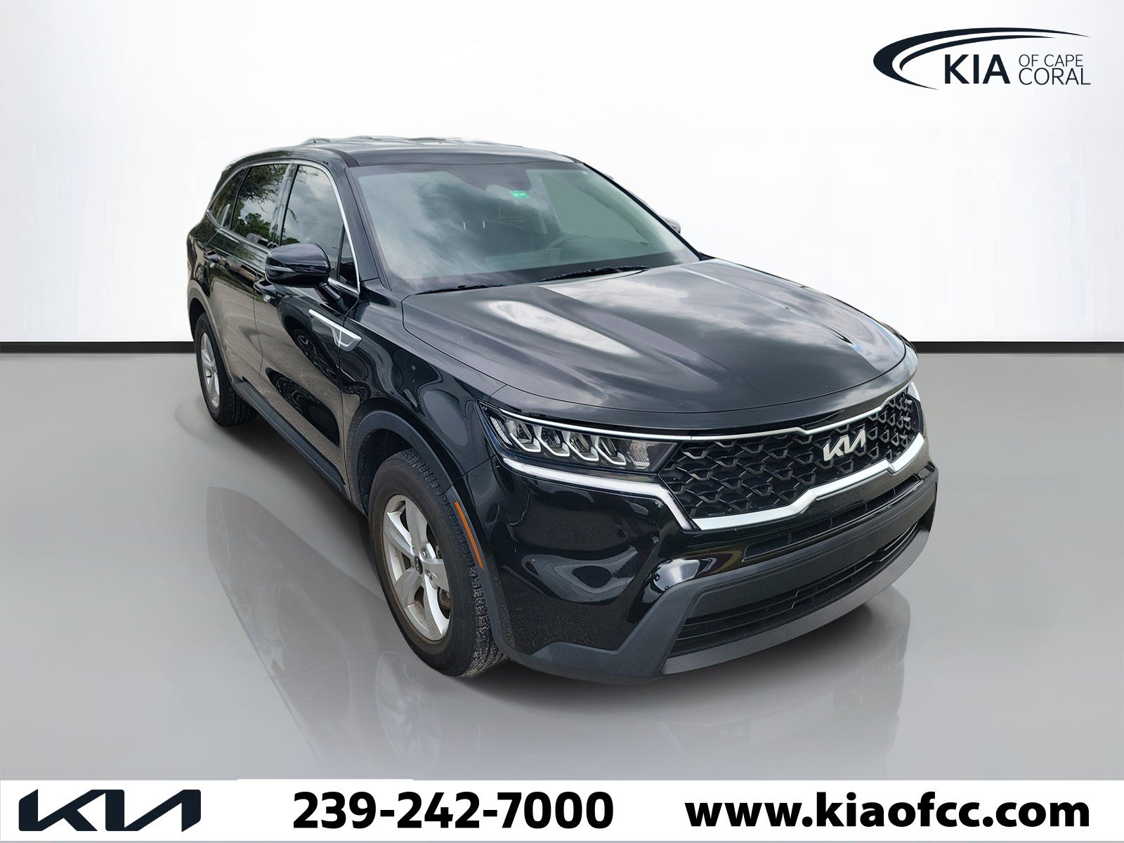 Used 2023 Kia Sorento LX FWD image 1