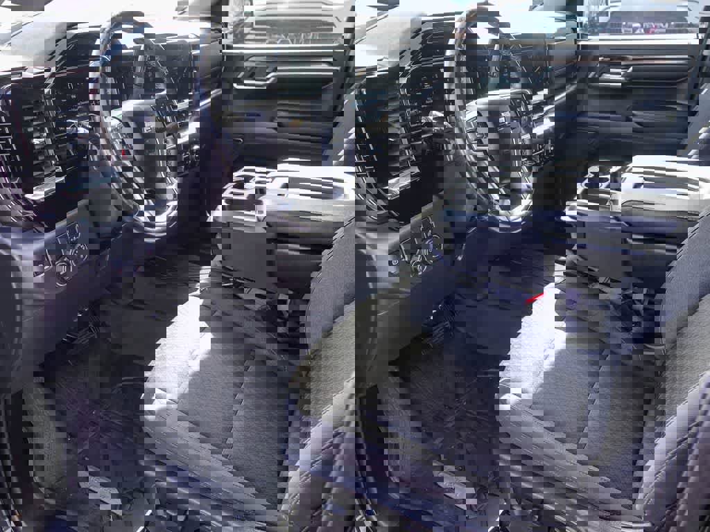 Used 2023 Chevrolet Silverado 1500 LT image 15