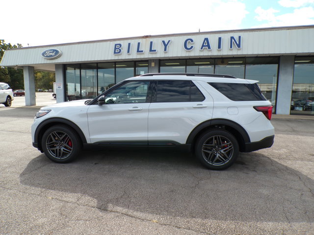 New 2026 Ford Explorer ST-Line image 5