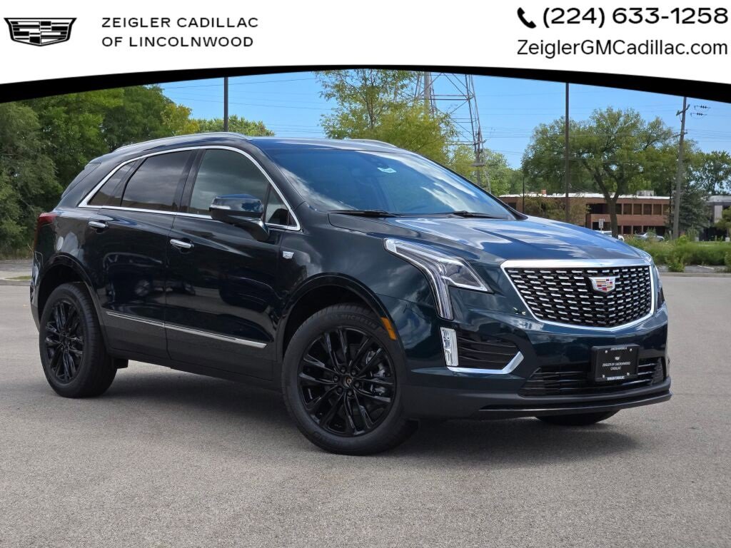 New 2025 Cadillac XT5 Luxury