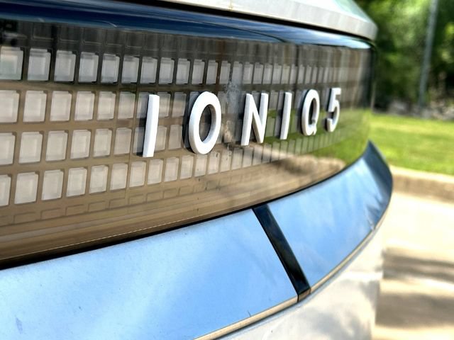 Used 2022 Hyundai Ioniq 5 Limited AWD/4WD image 28