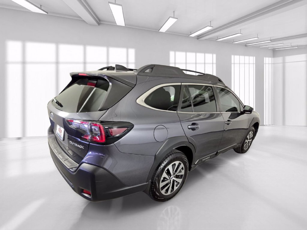 Certified 2025 Subaru Outback Premium AWD/4WD image 8