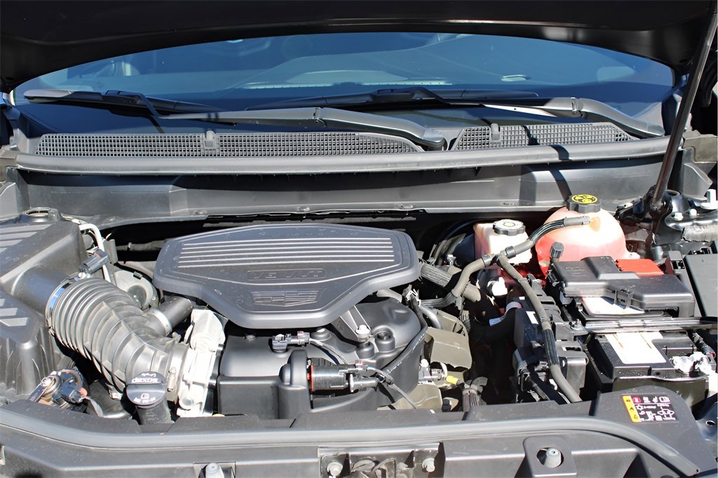 Used 2022 Cadillac XT5 Premium Luxury w/ LPO, Floor Liner Package image 13