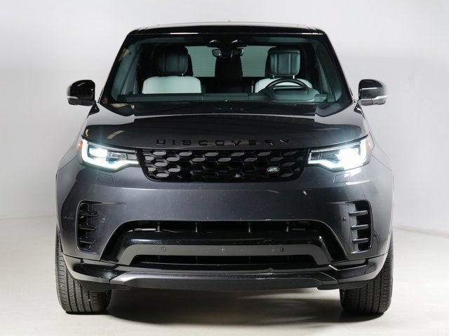 Used 2024 Land Rover Discovery Dynamic SE AWD/4WD image 8