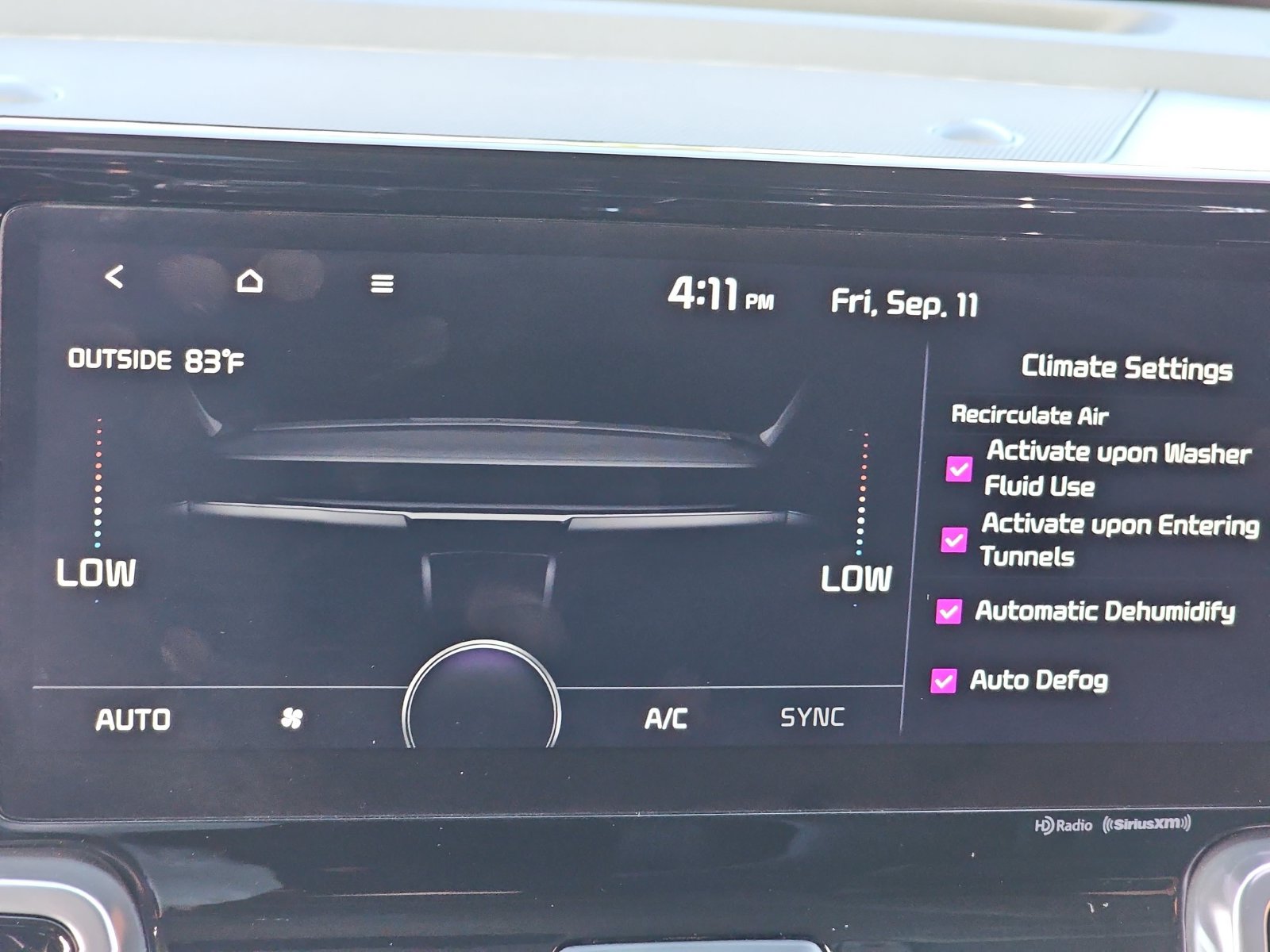 Used 2023 Kia Sorento SX AWD/4WD image 28