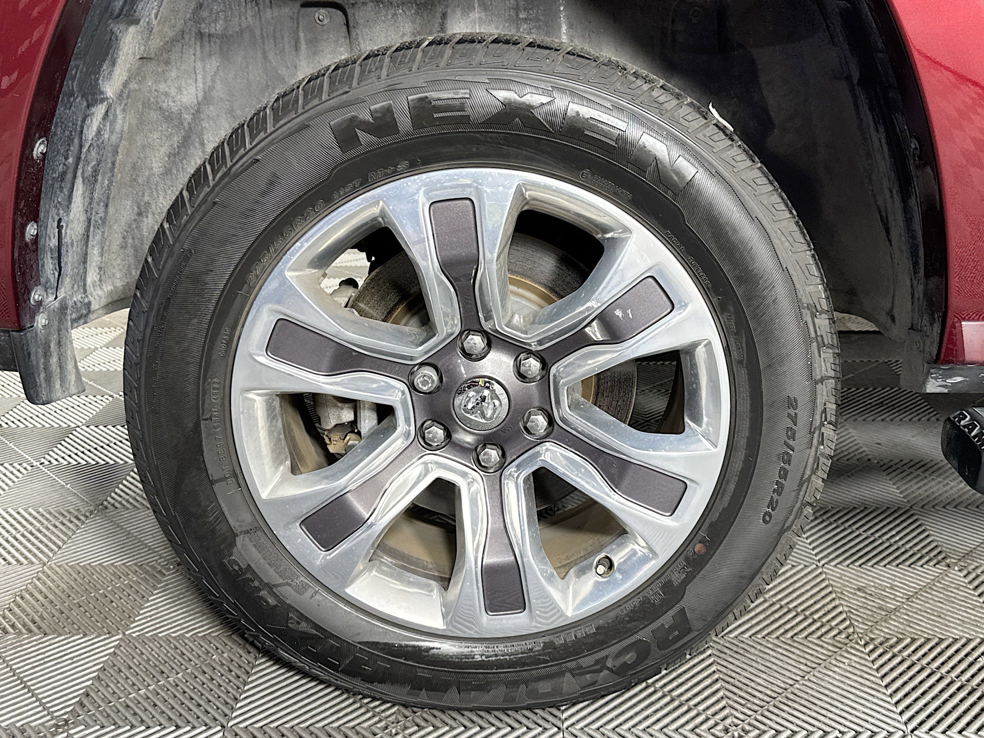 Used 2022 RAM 1500 Limited w/ Body Color Bumper Group AWD/4WD image 32