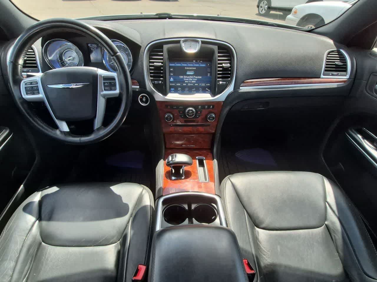 Used 2014 Chrysler 300 RWD image 15