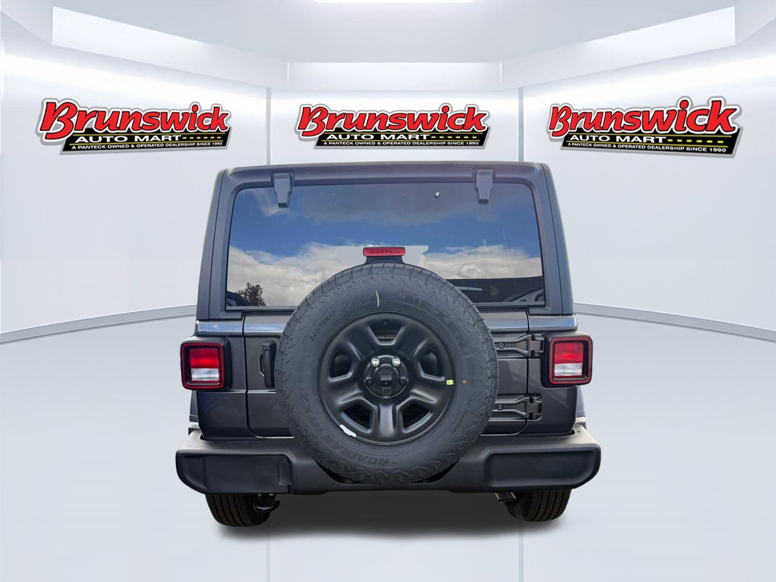 New 2026 Jeep Wrangler Unlimited Sport AWD/4WD image 5