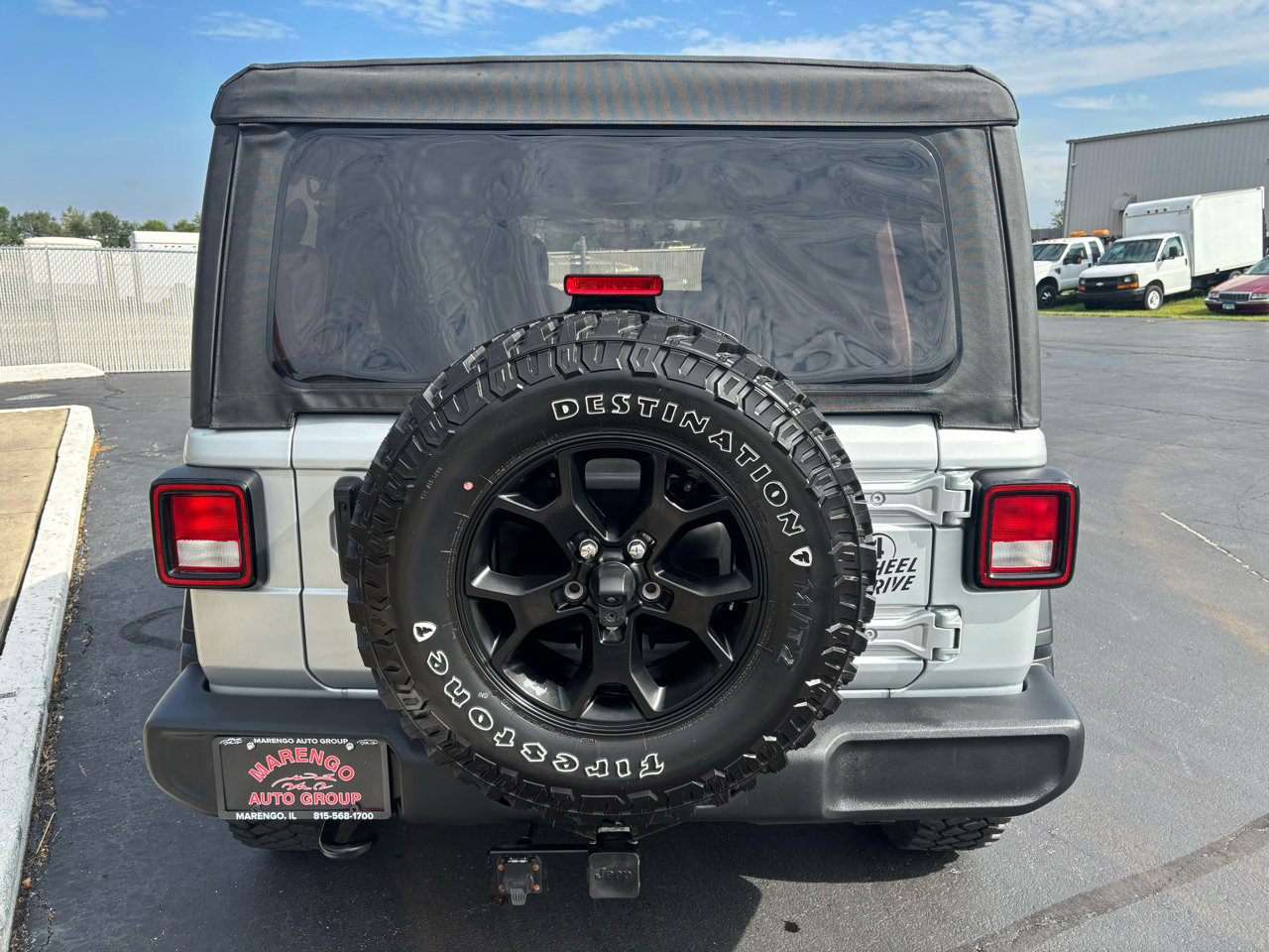 Used 2023 Jeep Wrangler Unlimited Sport image 4