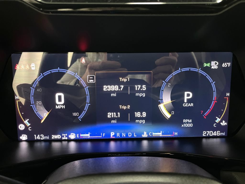 Used 2024 Chevrolet Colorado ZR2 w/ ZR2 Convenience Package III AWD/4WD image 32