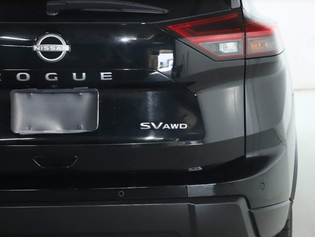 Used 2024 Nissan Rogue SV AWD/4WD image 38