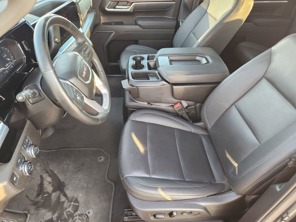 Used 2025 GMC Sierra 1500 SLT image 18