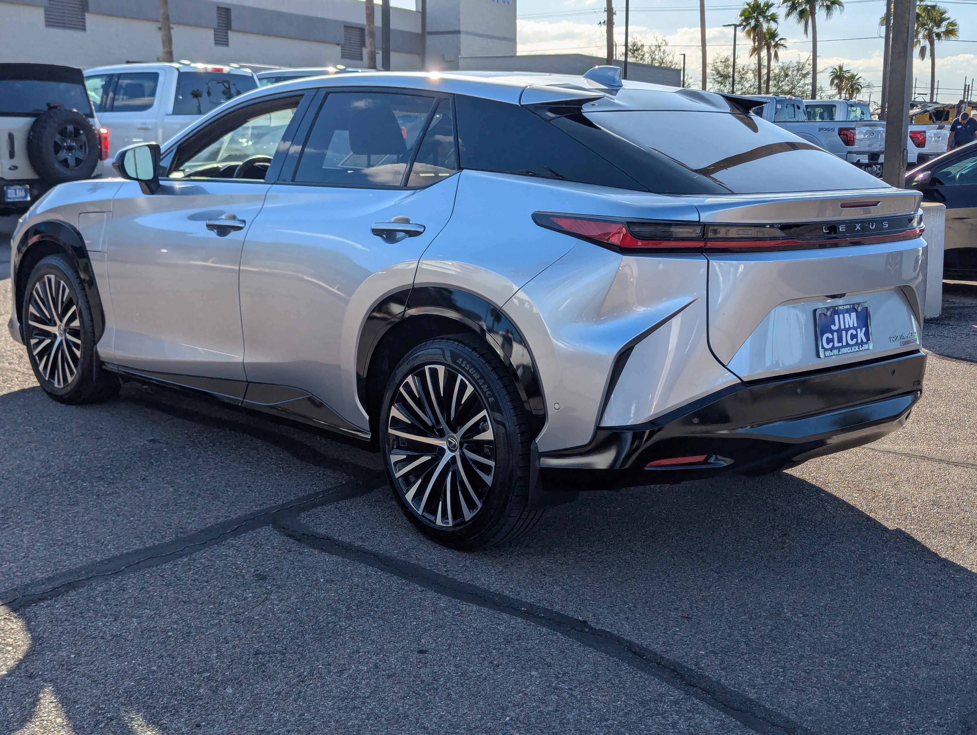 Used 2023 Lexus RZ 450e Premium w/ Accessory Package (Z1) image 4