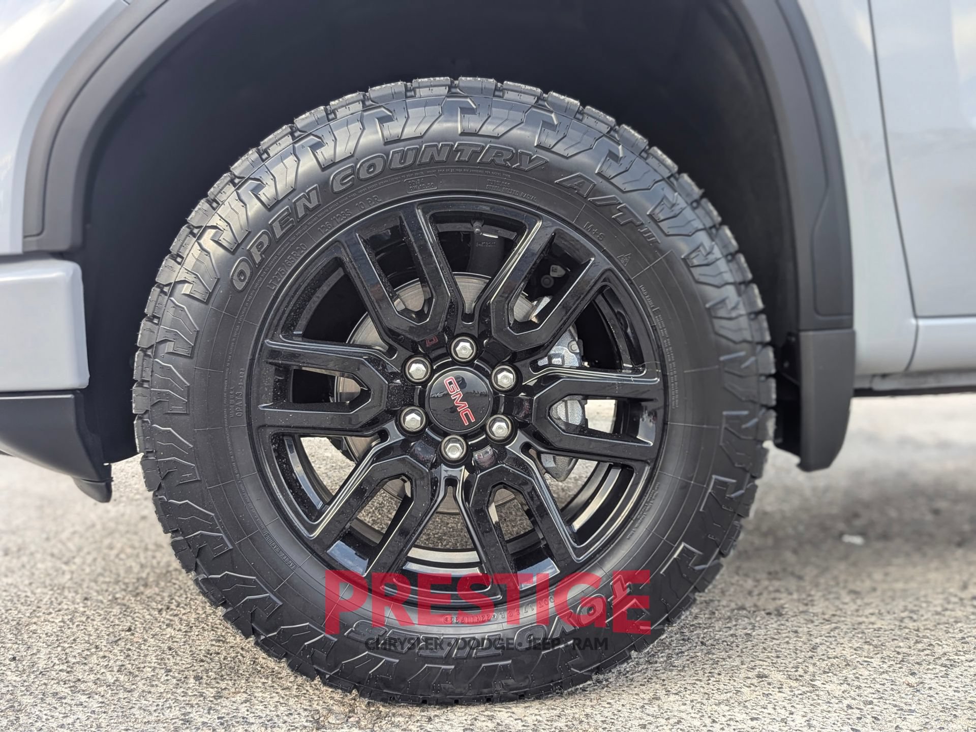 Used 2025 GMC Sierra 1500 Pro w/ Graphite Edition RWD image 16